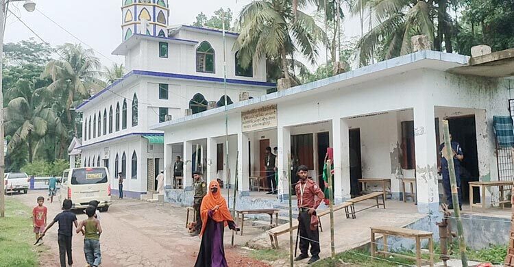 উপজেলা নির্বাচন: চলছে চতুর্থ ধাপের ভোটগ্রহণ