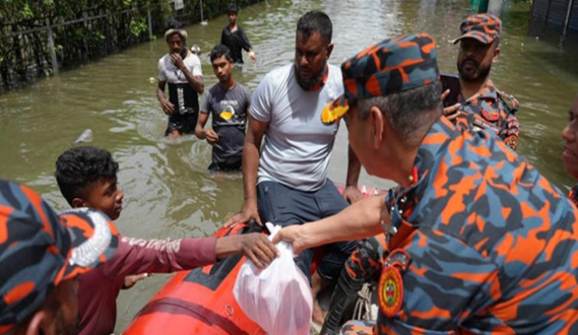 তিন দিনে ৭৭৯ জনকে উদ্ধার করল ফায়ার সার্ভিস