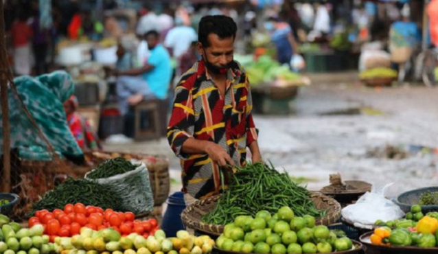 পণ্যের মূল্য হ্রাসে রেকর্ড গড়ল শ্রীলঙ্কা