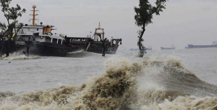 সাগরে লঘুচাপ, তাপমাত্রা ও বৃষ্টি নিয়ে নতুন বার্তা