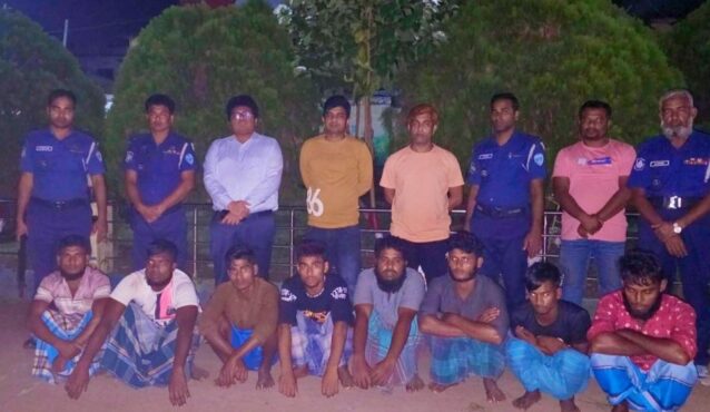 লক্ষ্মীপুরে ২১৩ অভিযানে ৭৪ জেলে আটক