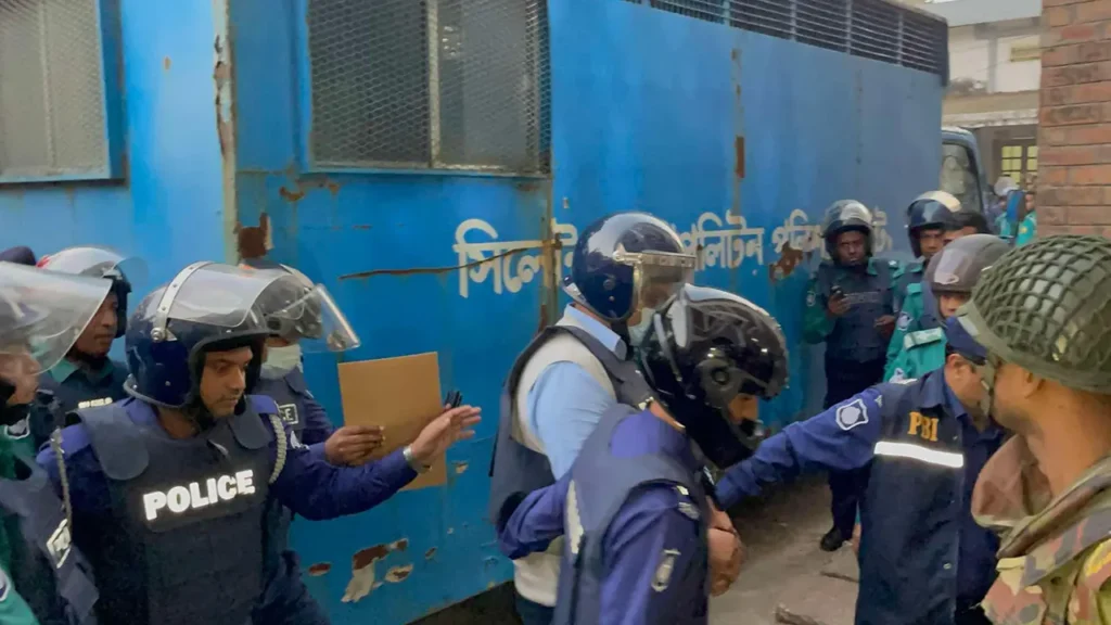 সাংবাদিক তুরাব হত্যায় ৫ দিনের রিমান্ডে এএসপি দস্তগীর