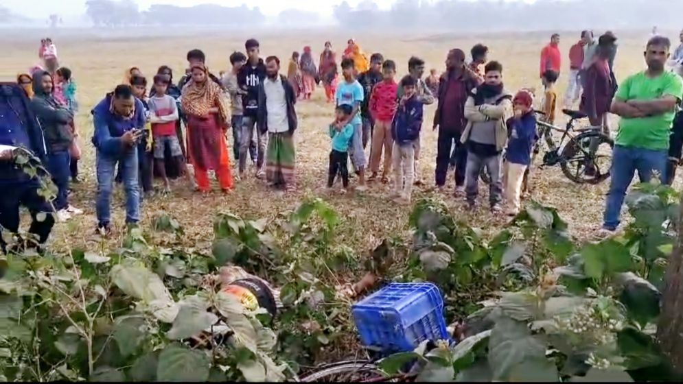 সাভারে যুবককে কুপিয়ে হত্যা, দুই ছিনতাইকারী গ্রেফতার