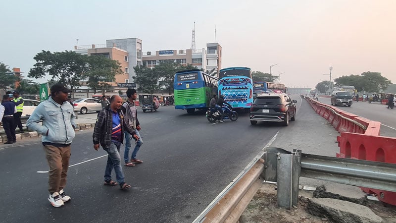 মরণফাঁদ ঢাকা-মাওয়া এক্সপ্রেসওয়ে
