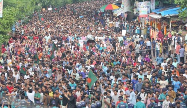 অন্তর্বর্তী সরকার দায়িত্ব নেওয়ার পর রাজধানীতে যত আন্দোলন