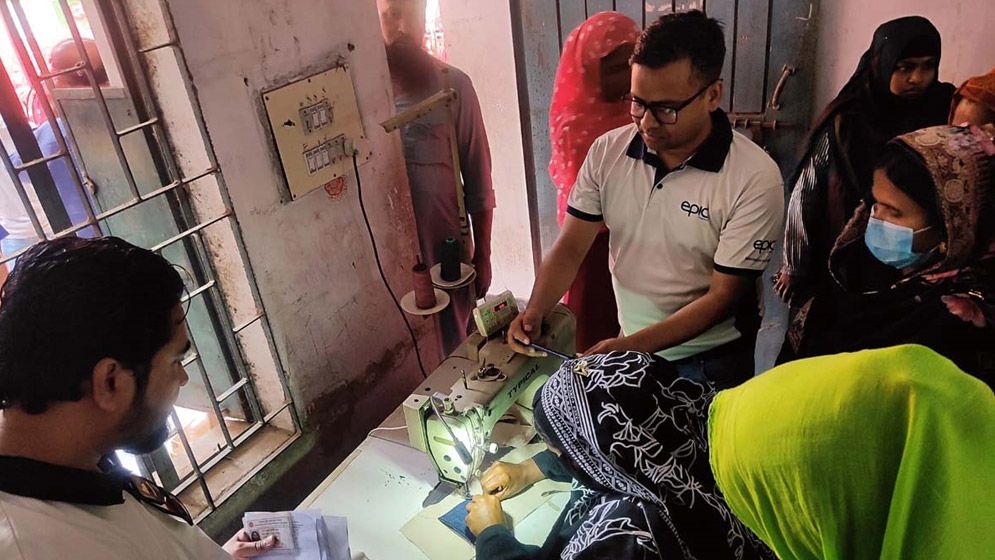 সরকারি খরচে জর্ডান যাওয়ার সুযোগ পেলেন বড়াইগ্রামের ১৭ নারী