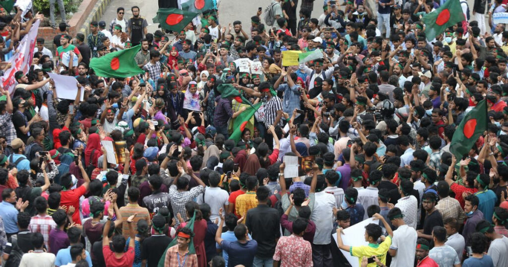 কোটার জন্য এত প্রাণহানি, এরপরেও কেন ঢাবিতে এই কোটা