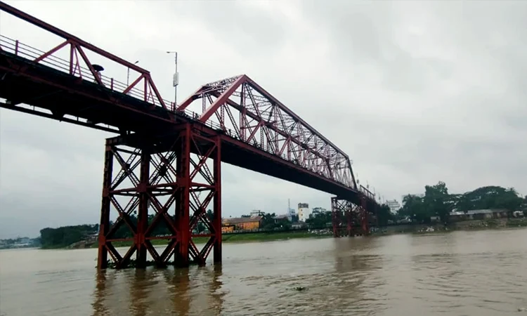 সারাদেশে নদ-নদীর পানি সমতল কমছে