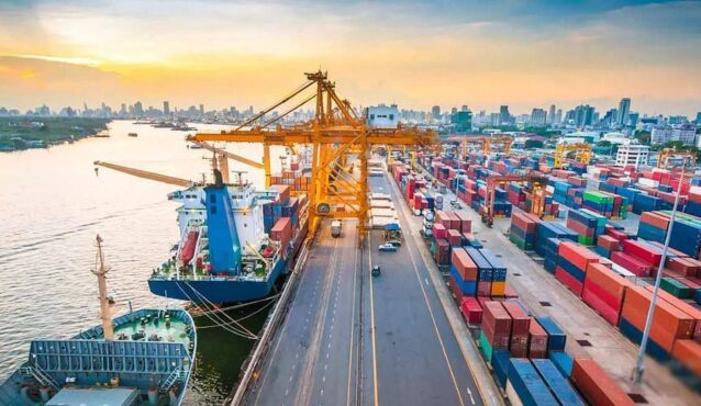 চট্টগ্রাম বন্দরে মাশুল বৃদ্ধি : অযৌক্তিক উদ্যোগ থেকে সরে আসতে হবে