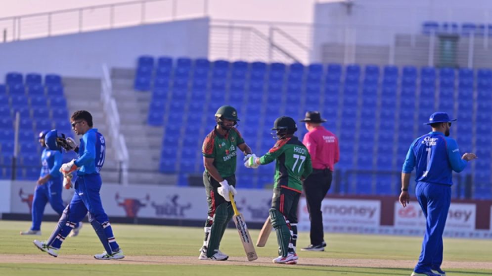 বাংলাদেশের লক্ষ্য ১৯১ রান