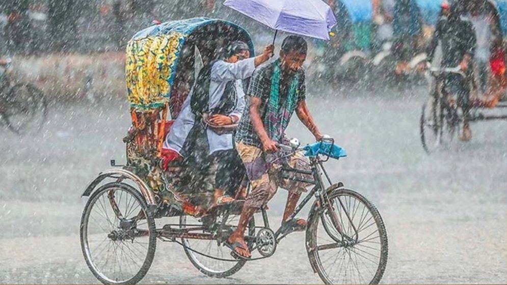 সাগরে ফের লঘুচাপের আভাস, বাড়তে পারে বৃষ্টি