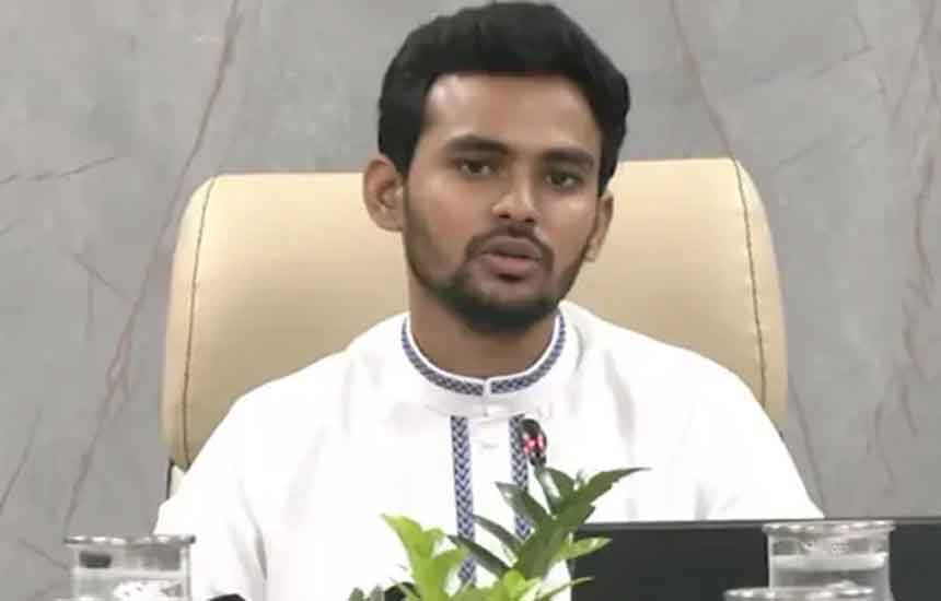 সরকারের সঙ্গে যুক্ত আরও কেউ কেউ ভোটের আলোচনায় আছেন