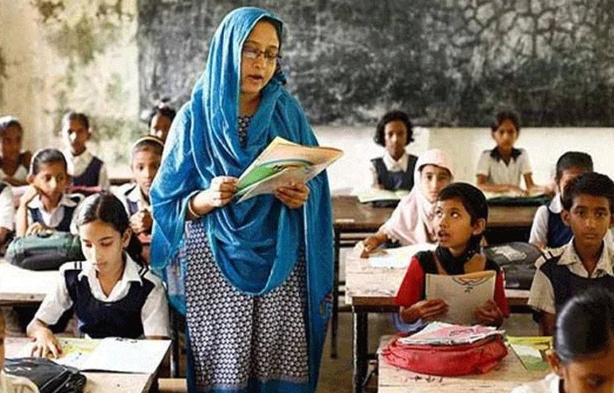 অবশেষে পরীক্ষার দায়িত্বে ফিরলেন প্রাথমিক শিক্ষকরা