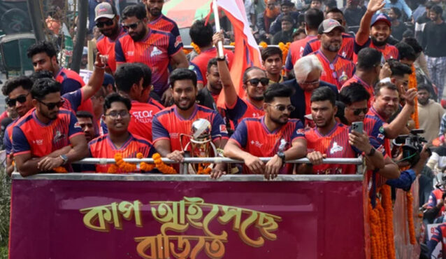 বিপিএলের লভ্যাংশের আশায় ফ্র্যাঞ্চাইজিরা