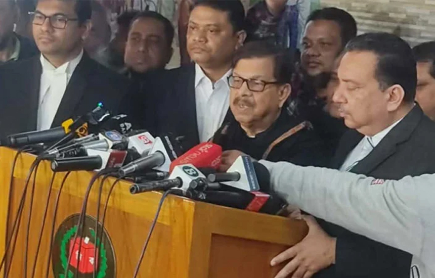 ষড়যন্ত্র করে গণতন্ত্রের লড়াই থামানো যায় না: মান্না
