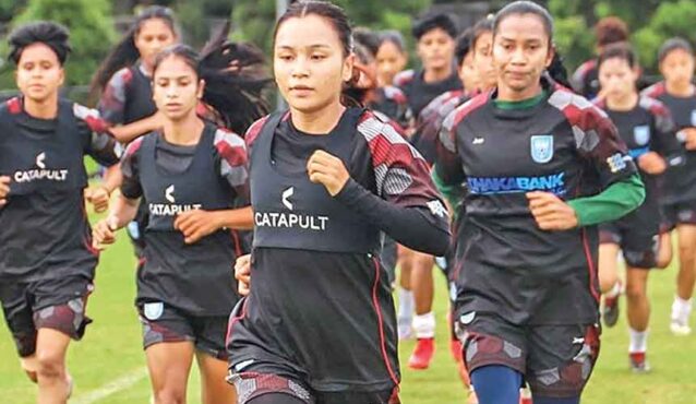 ফরমেশনের ছক কষছেন বাটলার