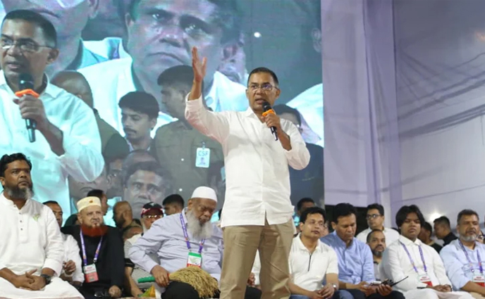 দেশ আমাদেরই গড়তে হবে, গুপ্ত ষড়যন্ত্রকারীদের ব্যাপারে সজাগ থাকুন: তারেক রহমান
