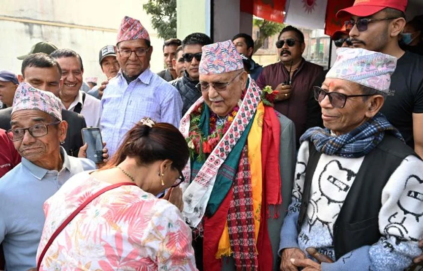 নেপালে ফের সরকার গঠনের আশা ক্ষমতাচ্যুত প্রধানমন্ত্রী অলির
