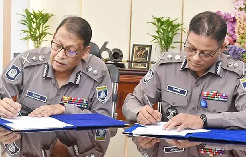 পুলিশ মহাপরিদর্শকের দায়িত্ব গ্রহণ করলেন আলী হোসেন ফকির