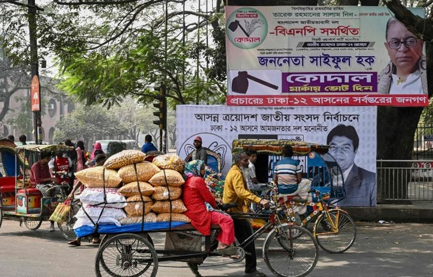 ফেসবুকে ‘ইঙ্কড ইউর ফিঙ্গার’, ফাঁকা ঢাকায় নির্বাচনী ‘রিইউনিয়ন’
