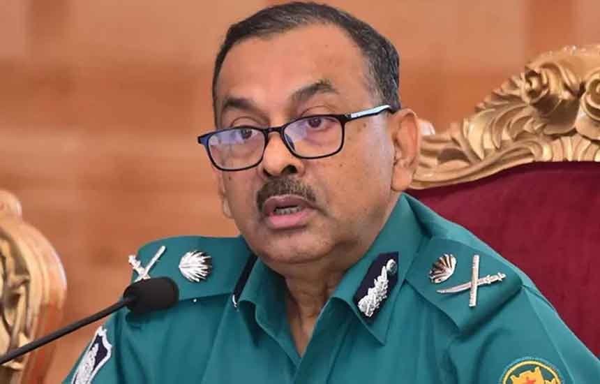 সরে গেলেন ডিএমপি কমিশনার সাজ্জাত আলী