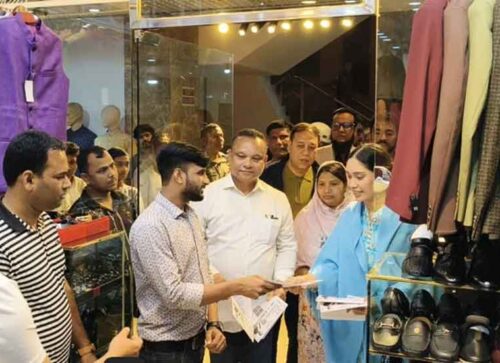 তারেক রহমানের পক্ষে গণসংযোগে কন্যা ব্যারিস্টার জাইমা রহমান