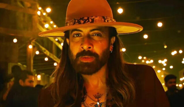 ৫০ হলে শাকিবের প্রিন্স নিয়ে গড়বড়, শো বন্ধ, ভাঙচুর করল দর্শকরা