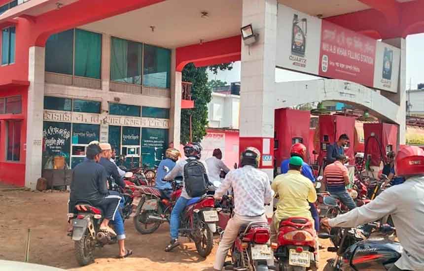 জ্বালানি সরবরাহে নজরদারি জোরদার, বিপিসির কেন্দ্রীয় ও আঞ্চলিক মনিটরিং সেল গঠন