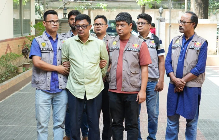 ভুয়া প্রজ্ঞাপন তৈরি করে তিনি বনে যান প্রধানমন্ত্রীর উপদেষ্টা