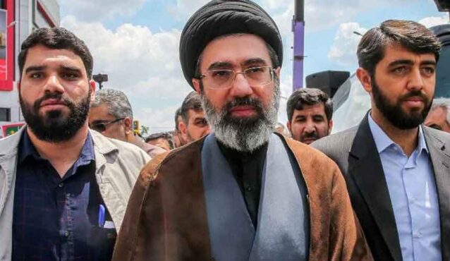 যুদ্ধের শুরুতে আহত হন মোজতবা, শারীরিক অবস্থা নিয়ে যা জানা যাচ্ছে