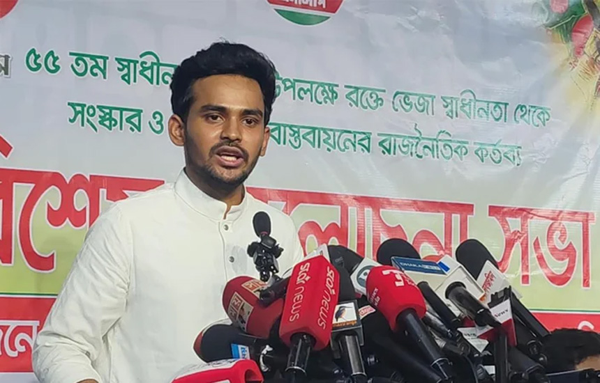 অন্তর্বর্তী সরকারকে ২০২৯ পর্যন্ত রাখার স্ট্র্যাটেজি সাজিয়েছিল ‘ডিপ স্টেট’: আসিফ