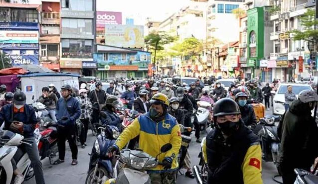 জ্বালানি সাশ্রয়ে হোম অফিস শুরু করছে থাইল্যান্ড ও ভিয়েতনাম