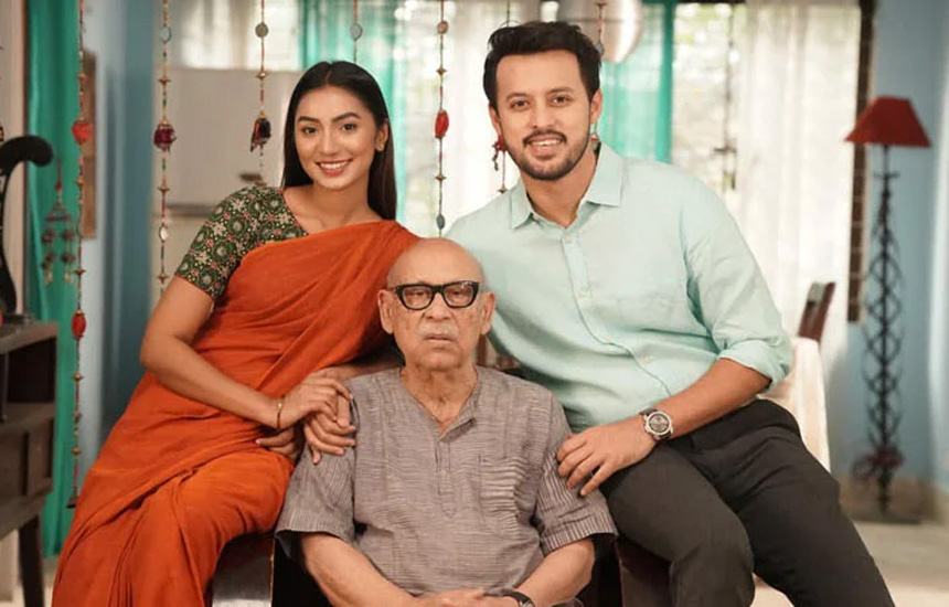 ইরফান-সুনেরাহর সুখের সংসারে বোঝা হয়ে দাঁড়ায় আবুল হায়াত