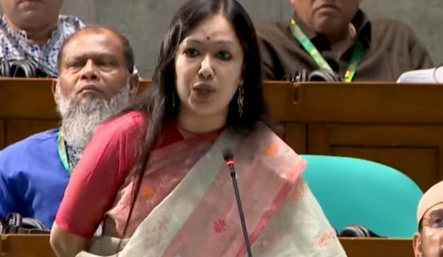 ২২০০ টাকার নিচে গ্যাস সিলিন্ডার পাওয়া যায় না: রুমিন ফারহানা