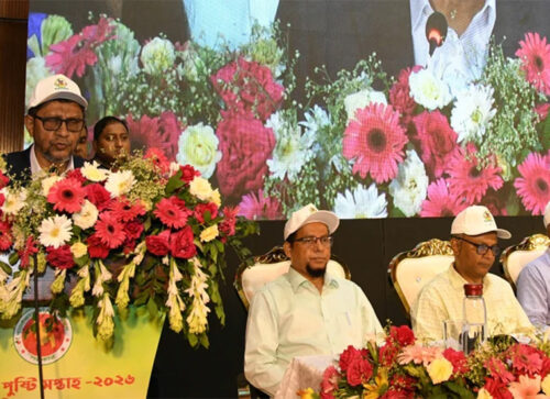 সুস্থ জাতি গঠনে মায়ের দুধের বিকল্প নেই: স্বাস্থ্যমন্ত্রী