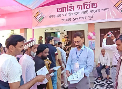 পশ্চিমবঙ্গে প্রথম দফার ভোটগ্রহণ শুরু, কঠোর নিরাপত্তা