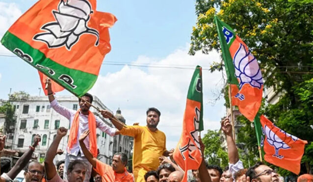 পশ্চিমবঙ্গে তৃণমূলকে যেভাবে নড়বড়ে করে দিল বিজেপি