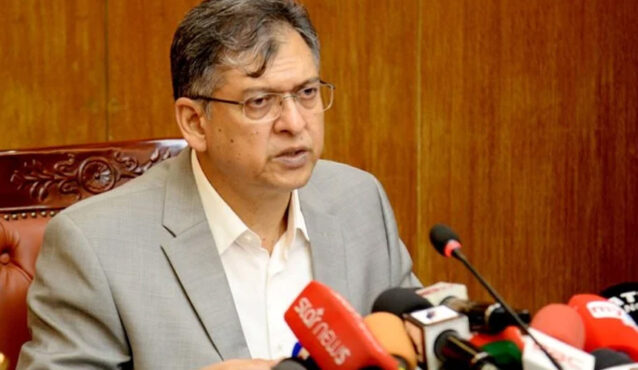 আইনি প্রক্রিয়ার মাধ্যমে শেখ হাসিনাকে ফেরাতে চায় সরকার: স্বরাষ্ট্রমন্ত্রী