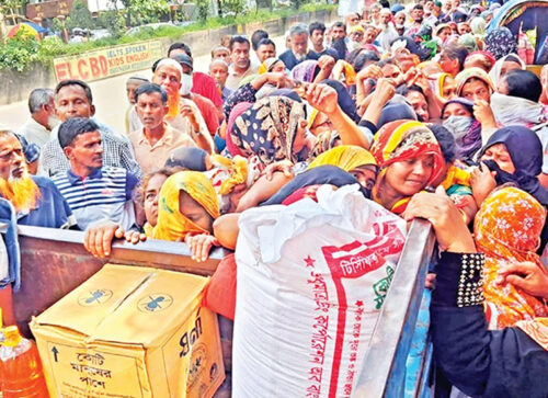 ‘ধাক্কাধাক্কিতে মনে হইছে জানডা বাইর হই গেল’