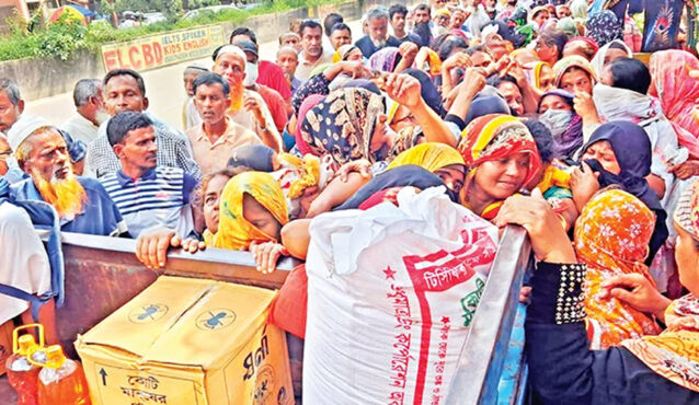 ‘ধাক্কাধাক্কিতে মনে হইছে জানডা বাইর হই গেল’
