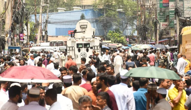 পুলিশের হামলায় ৫০ জন গুলিবিদ্ধের দাবি ইসলামী ব্যাংকের গ্রাহক পরিষদের