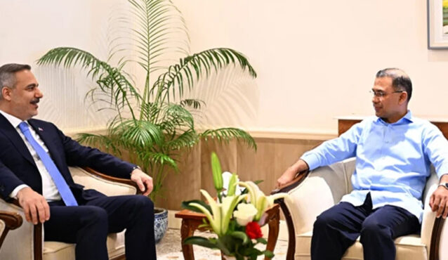 প্রধানমন্ত্রীর সঙ্গে তুরস্কের পররাষ্ট্রমন্ত্রীর সৌজন্য সাক্ষাৎ