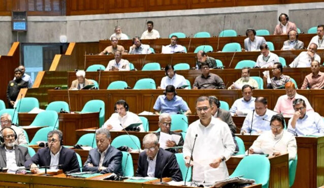 এবারের বাজেটে ব্যবসা-কর্মসংস্থান তৈরির সুবিধা রাখার চেষ্টা হচ্ছে: সংসদে প্রধানমন্ত্রী