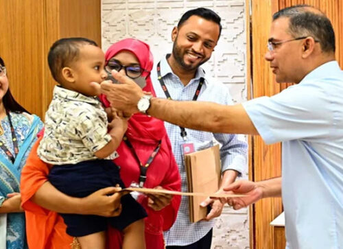 জুলাই শহীদ ও আহত পরিবারের ১০ সদস্য পেলেন চাকরি