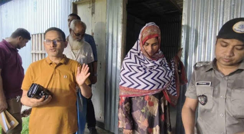 মাটির নিচে পুঁতে রাখা ড্রামে মিলল ১১ কেজি গাঁজা, নারী আটক