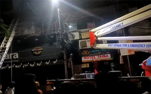কলকাতার নিউ মার্কেট অগ্নিকান্ডে নিহত ৯