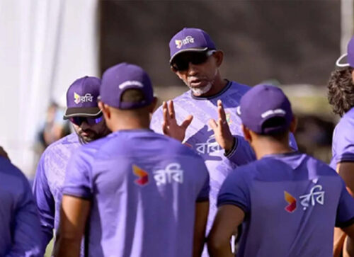 এশিয়ার বাইরেও নিজেদের সামর্থ্যের প্রমাণ দিতে চায় বাংলাদেশ: সিমন্স