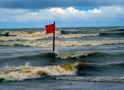 সমুদ্রবন্দরে ৩ নম্বর সতর্কতা সংকেত