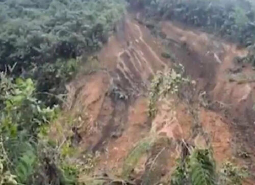 চীনে ভারী বৃষ্টির পর ভূমিধস, নিহত ১ নিখোঁজ ১১