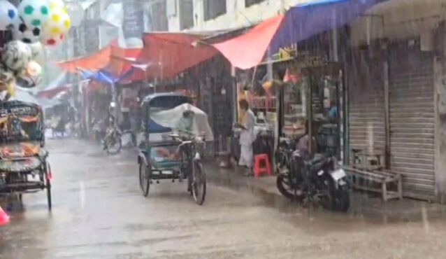 কলাপাড়ায় অতিভারী বৃষ্টিতে জনজীবনে ভোগান্তি